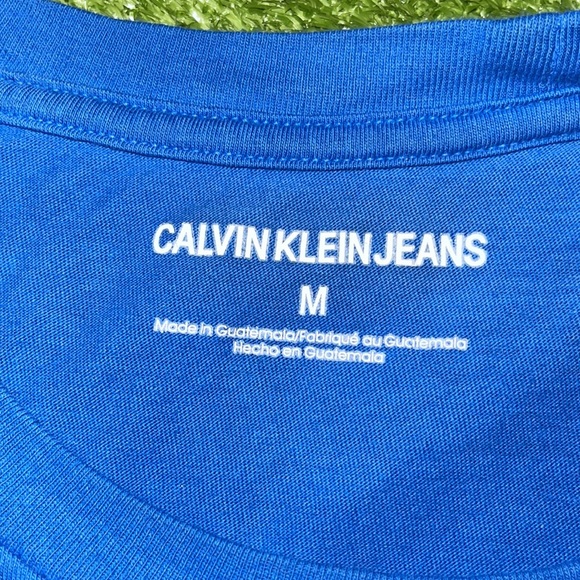 Calvin Klein Men’s Tee(USED) - Picture 7 of 9